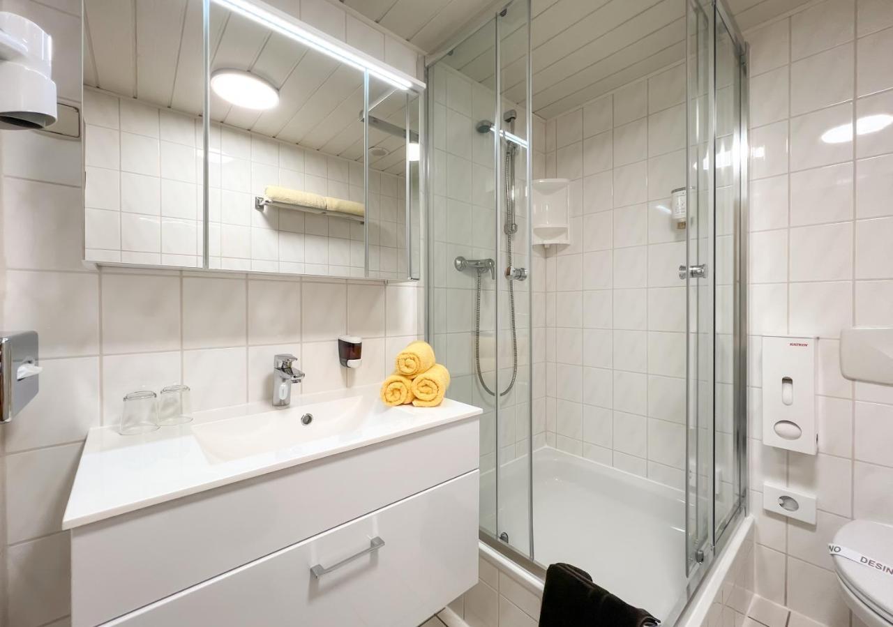 Hotel Thueringenschanze โอบาโฮฟ ภายนอก รูปภาพ